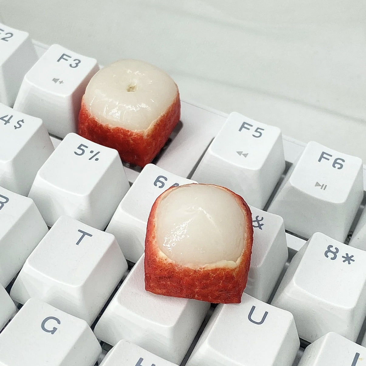 AiheyStudio Lychee Craftsman Artisan Keycaps | Realistic Flesh and Peel Design for Keyboard Lovers