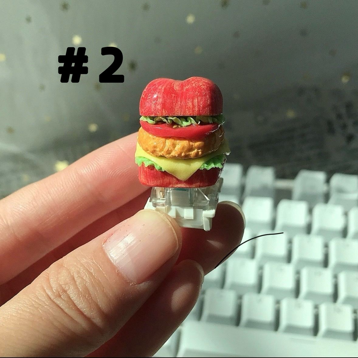 🍏 Orchard Delight: Immerse yourself in the fruity charm of the Orchard Delight keycaps. With a design that mirrors the vibrant colors of a sun-kissed apple orchard, you'll feel like you're typing amidst nature's bounty.