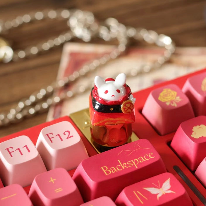 Genshin Impact's Klee Artisan Keycap, capturing her charm and enthusiasm in a colorful design that enhances your mechanical keyboard.