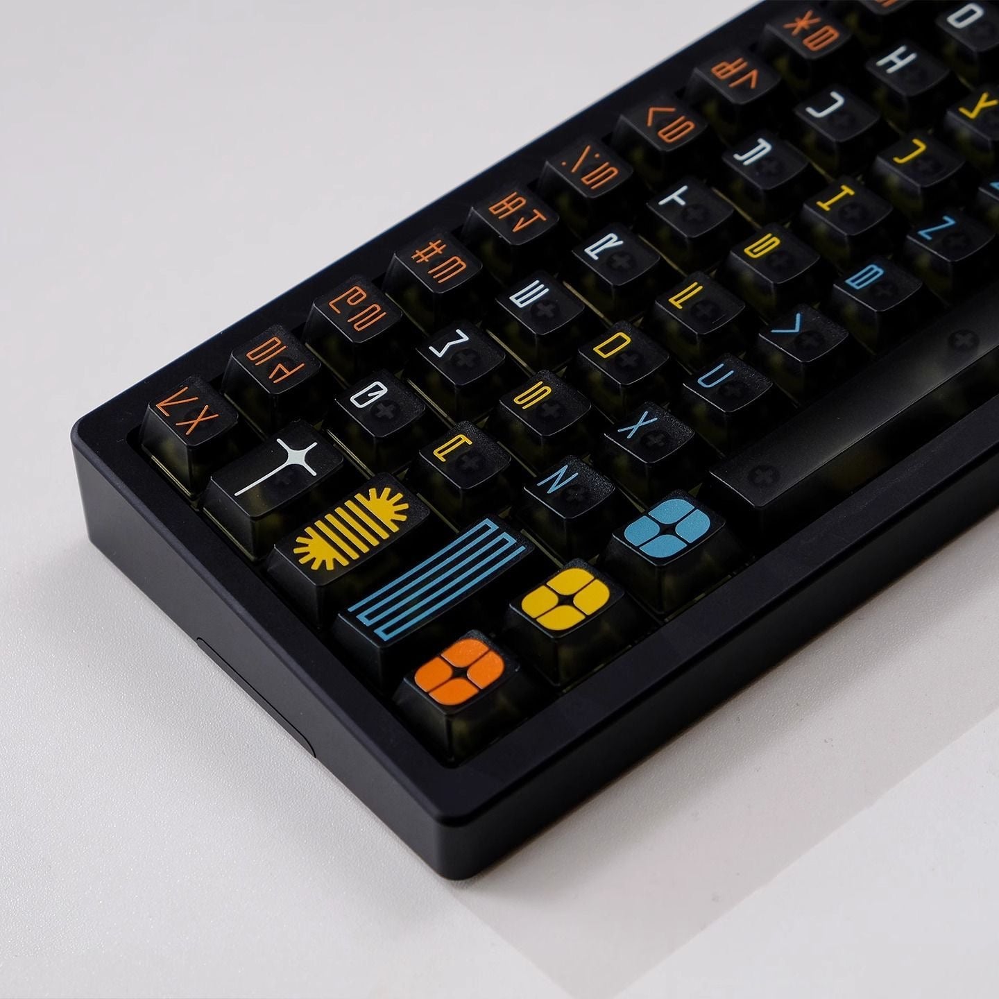 Black Foggy Translucent Keycap Set