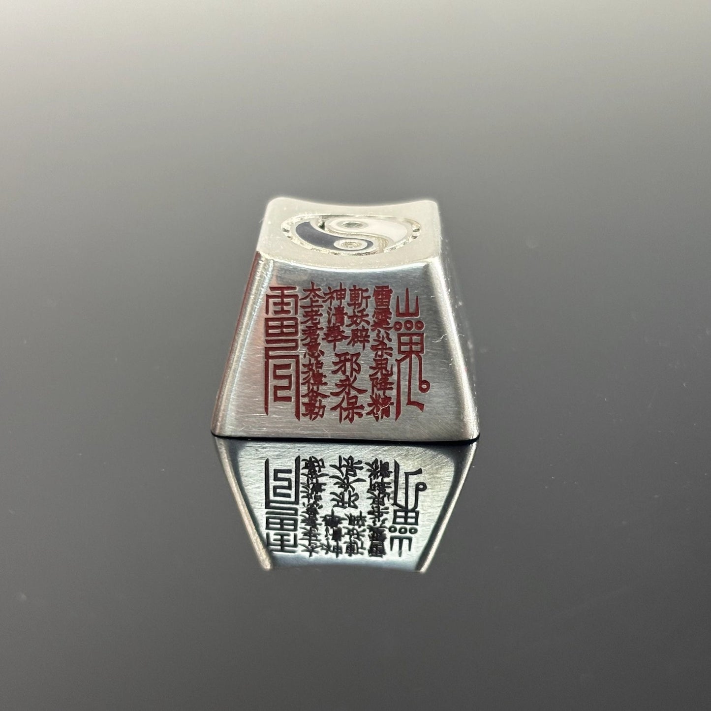 Inspired by the mystical legends of Bagua Mountain, this keycap embodies the spiritual essence of warding off negativity