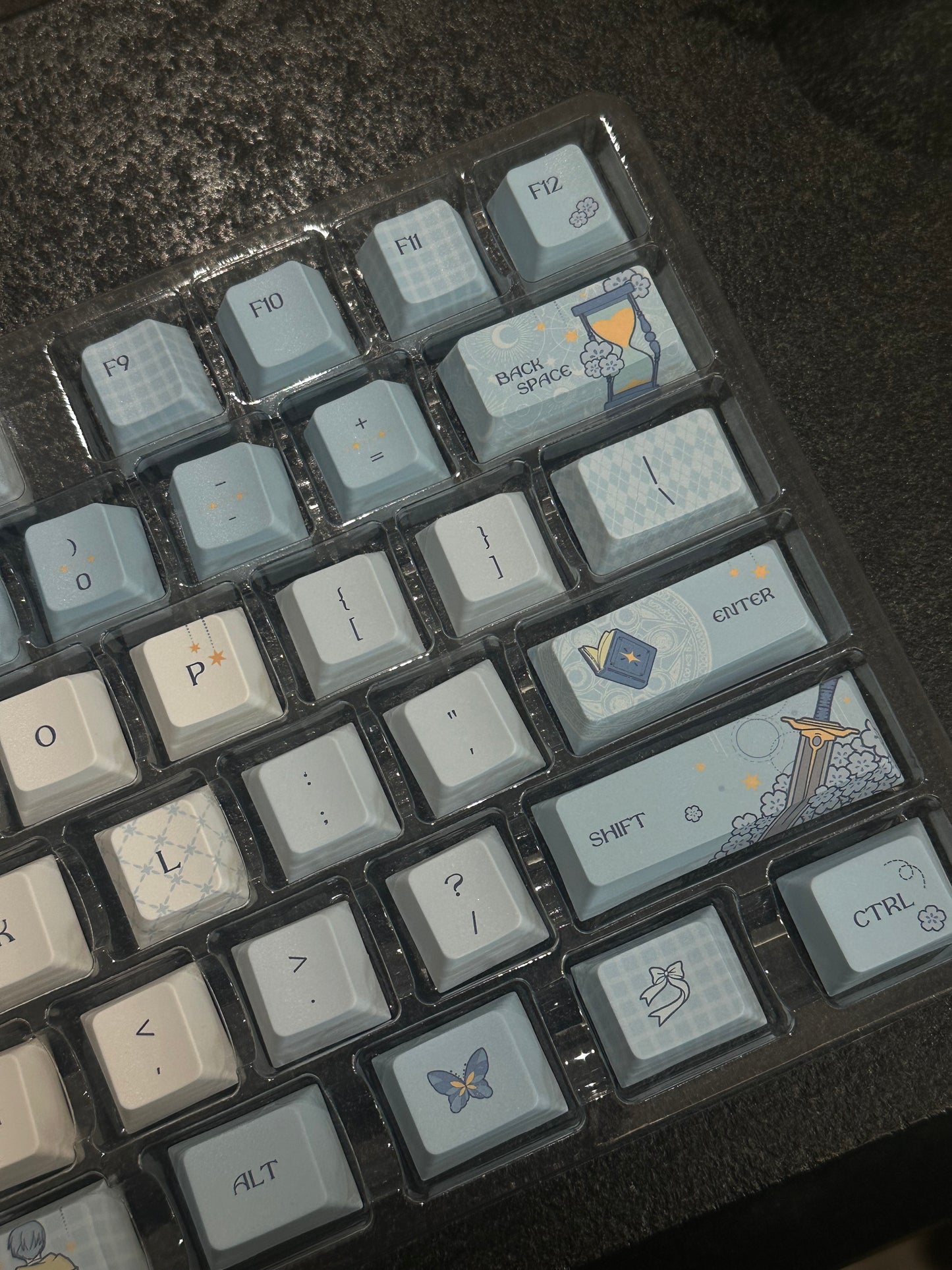 Frieren Custom Keycap Set Beyond Journey's End