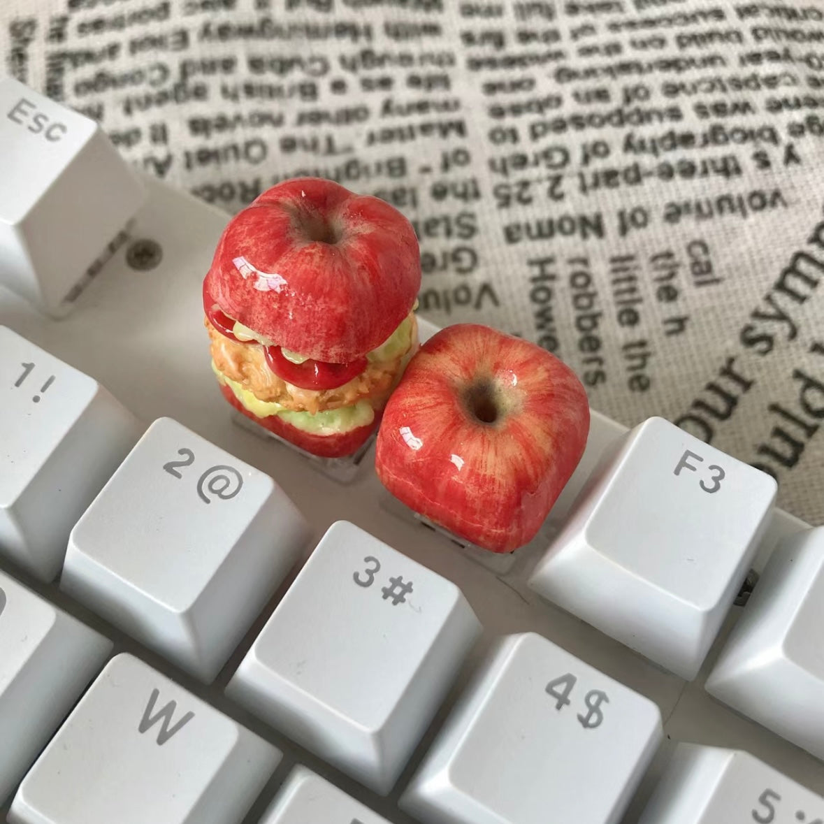 One key, one apple. Our personalized keycap brings the beauty of the apple to your keyboard experience. Unique and exquisite, this keycap adds a touch of apple charm to your keyboard.