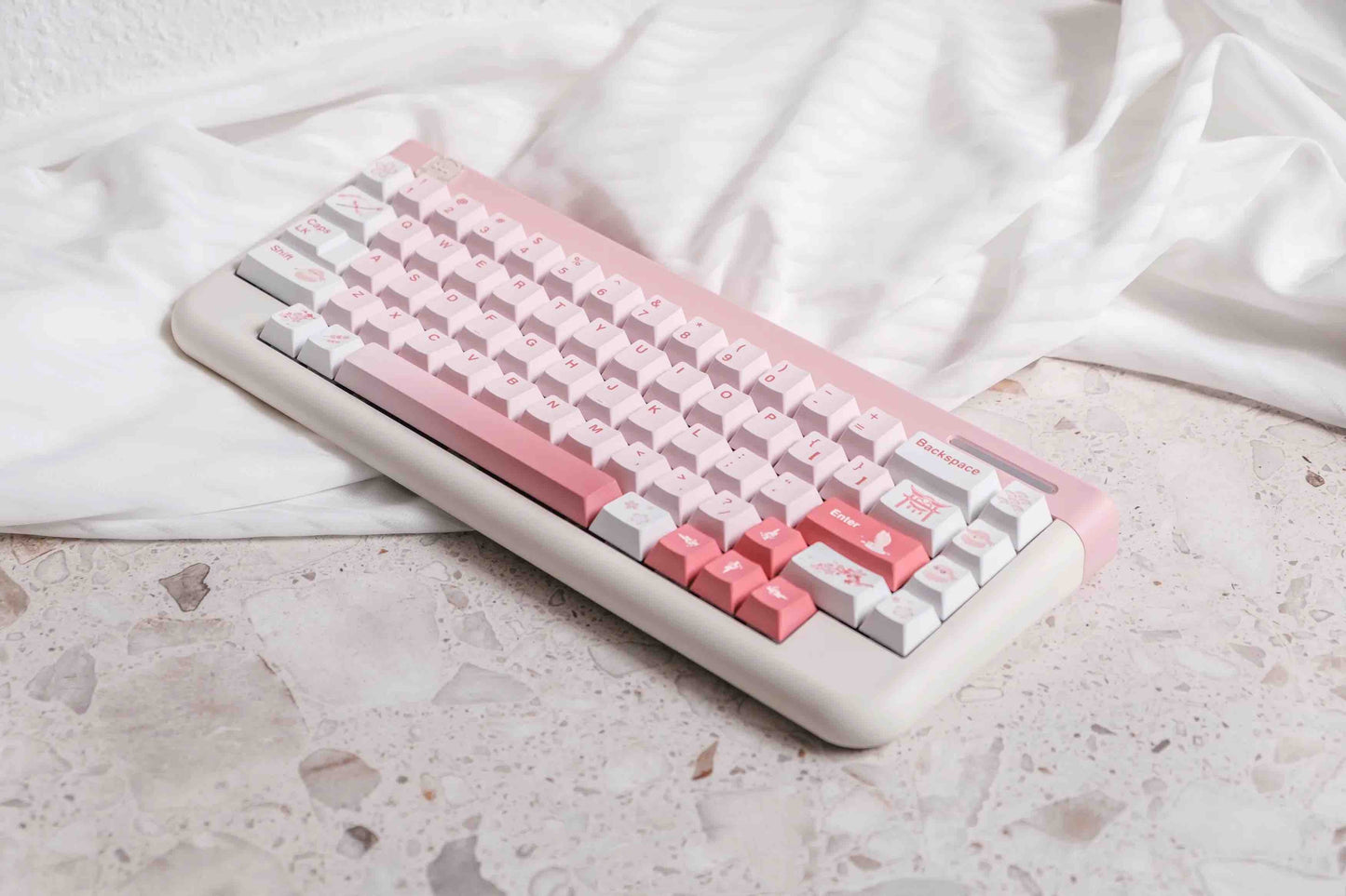 Yae Miko mechanical keycap set – Genshin Impact fan edition