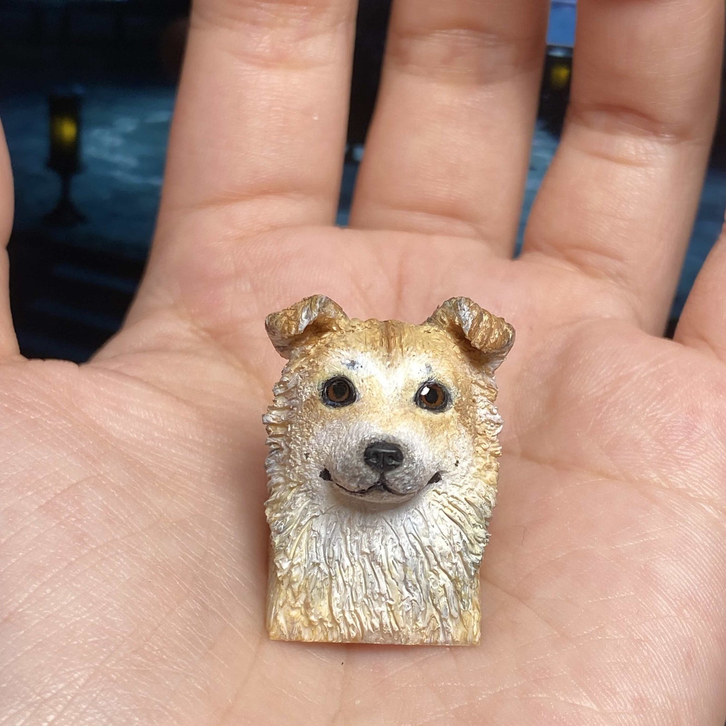 Personalized keycaps for pet lovers—AiheyStudio customizes artisan keycaps for cats, dogs, and special pets. Perfect for unique keyboard setups.