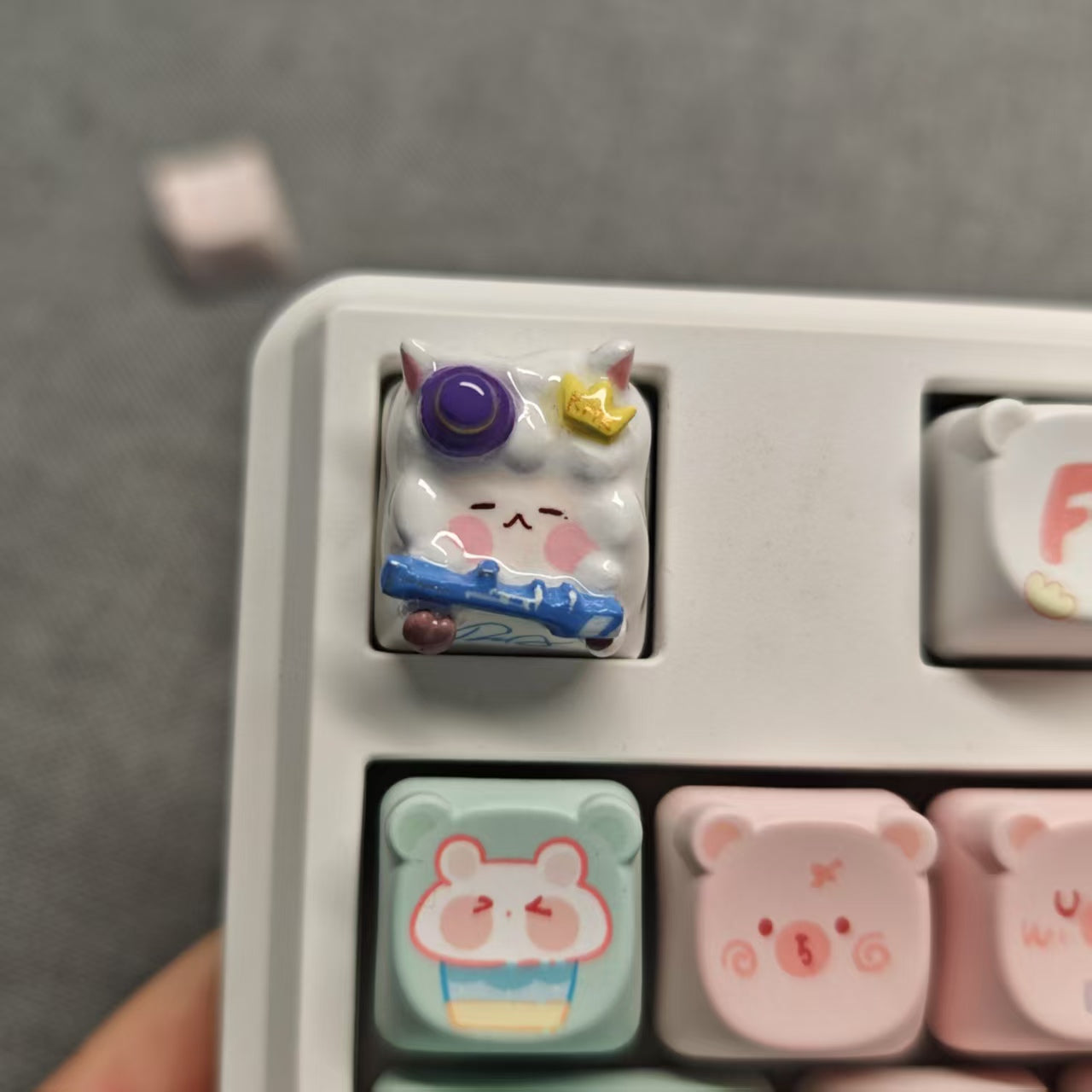 Custom Artisan Keycap – Handmade Flat-Style Cap | Vintage & Discontinued Designs Reimagined