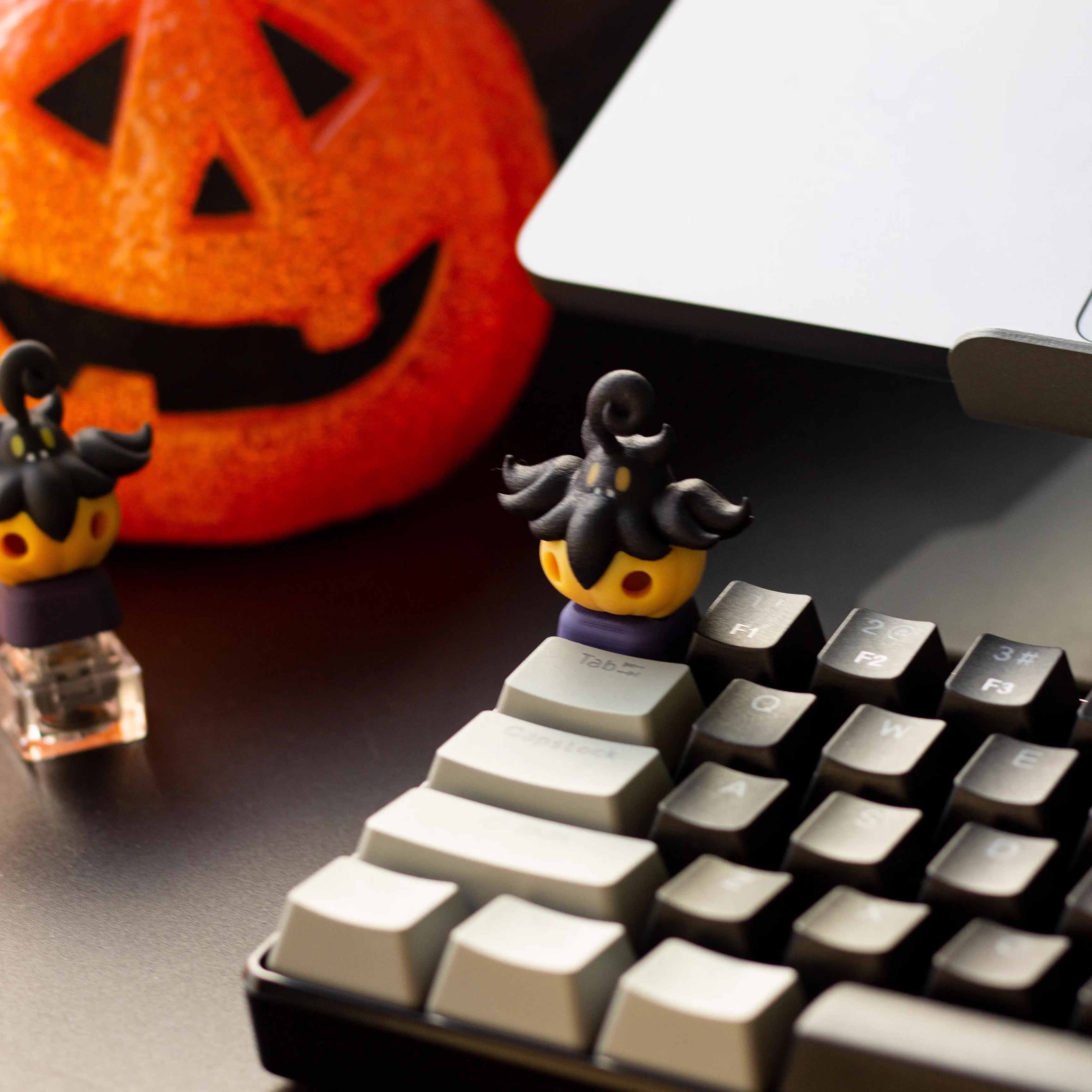 Aihey-Studio-Christmas-Pumpkin-Custom-Artisan-Keycaps-Original-Halloween-Keycap_3