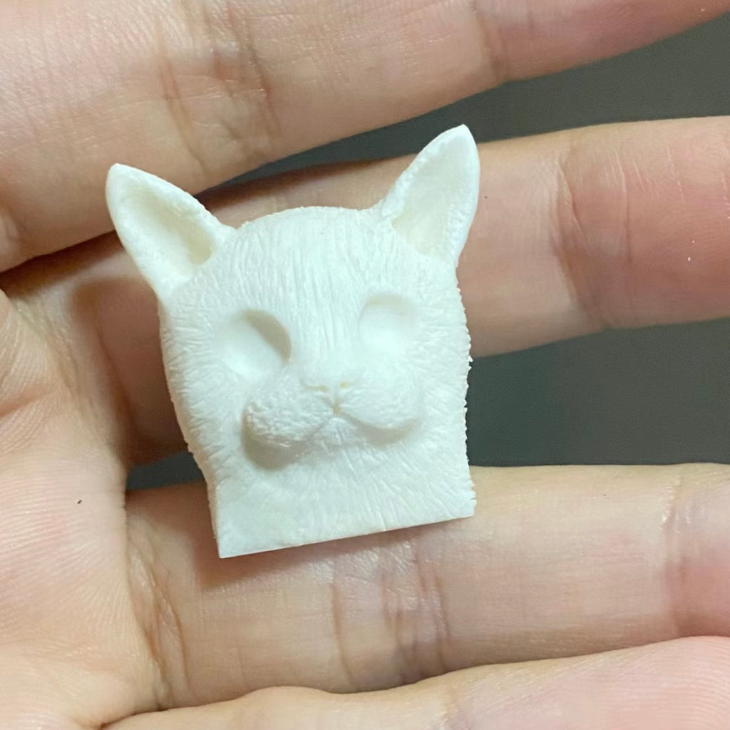 Artisan keycaps for cats and dogs, you can send us a picture of your pet and we customize the keycaps exclusively for you belonging to him, which can be used as a gift.