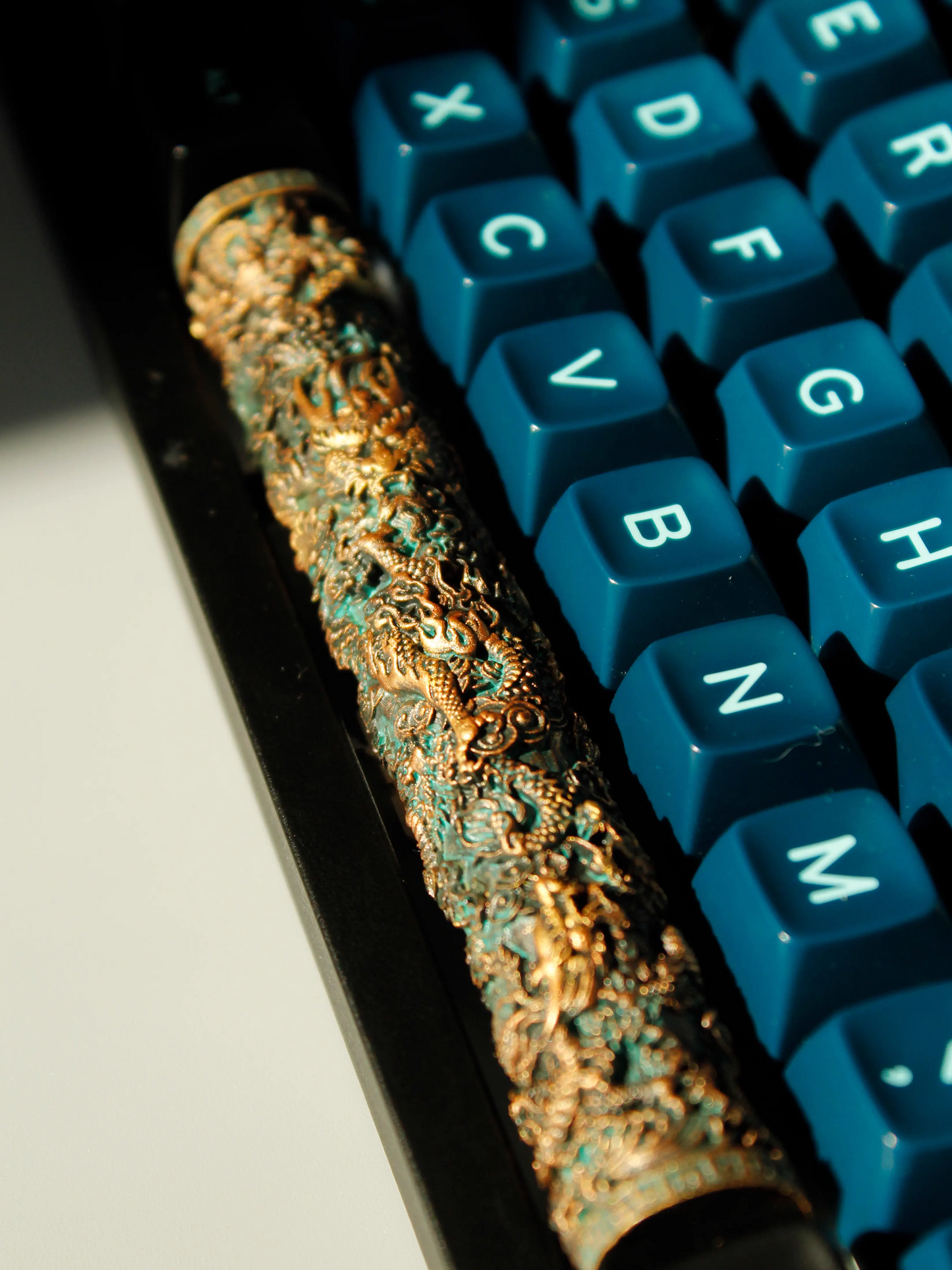 Dragon Pillar Artisan Keycaps Creative Resin Keycaps for 6.25u and 7u Space Bars