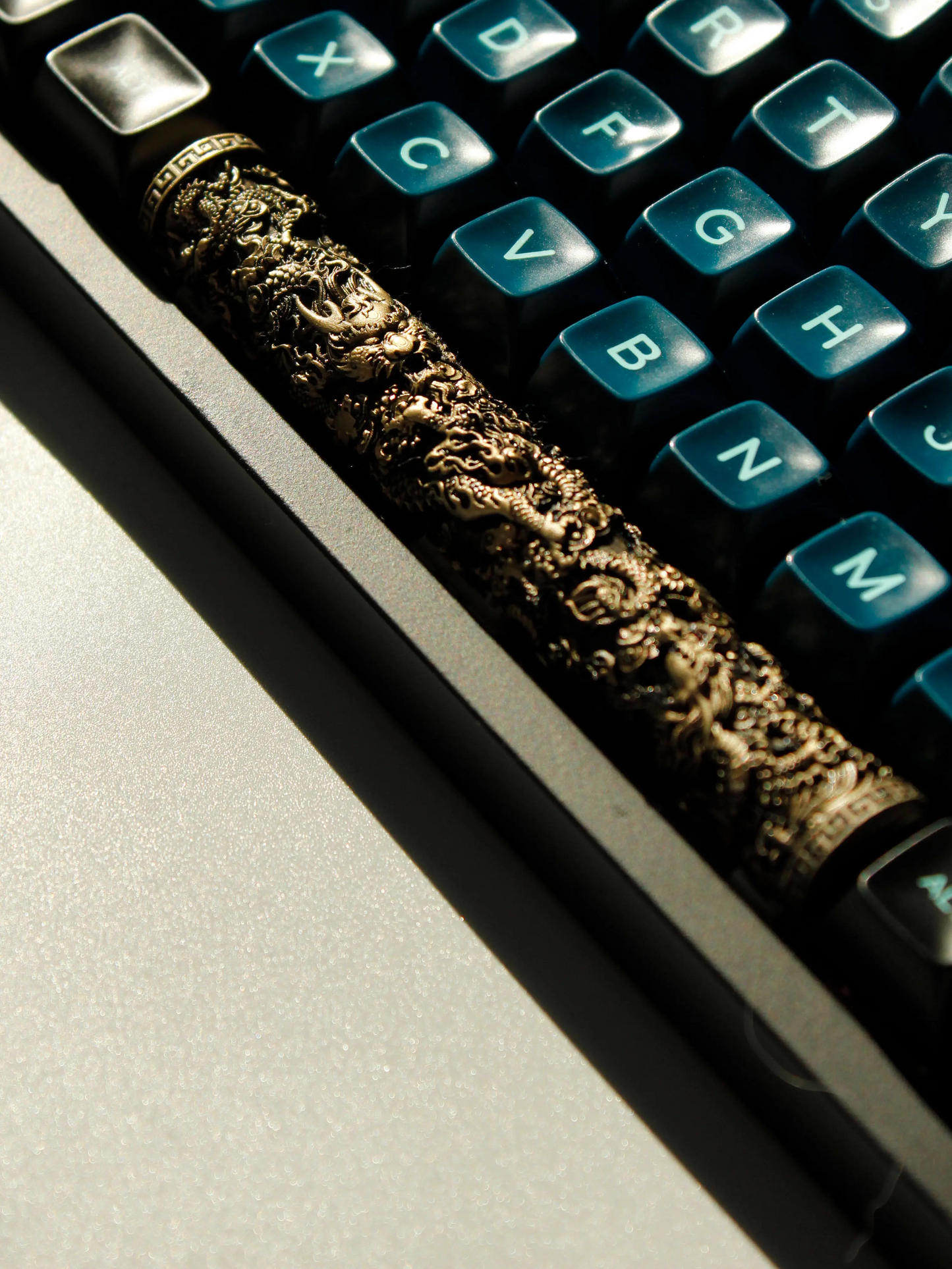 Dragon Pillar Artisan Keycaps Creative Resin Keycaps for 6.25u and 7u Space Bars