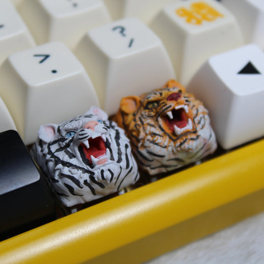 Custom Angry Tiger Artisan Keycaps, featuring a fierce tiger design that adds a wild touch to your mechanical keyboard.
