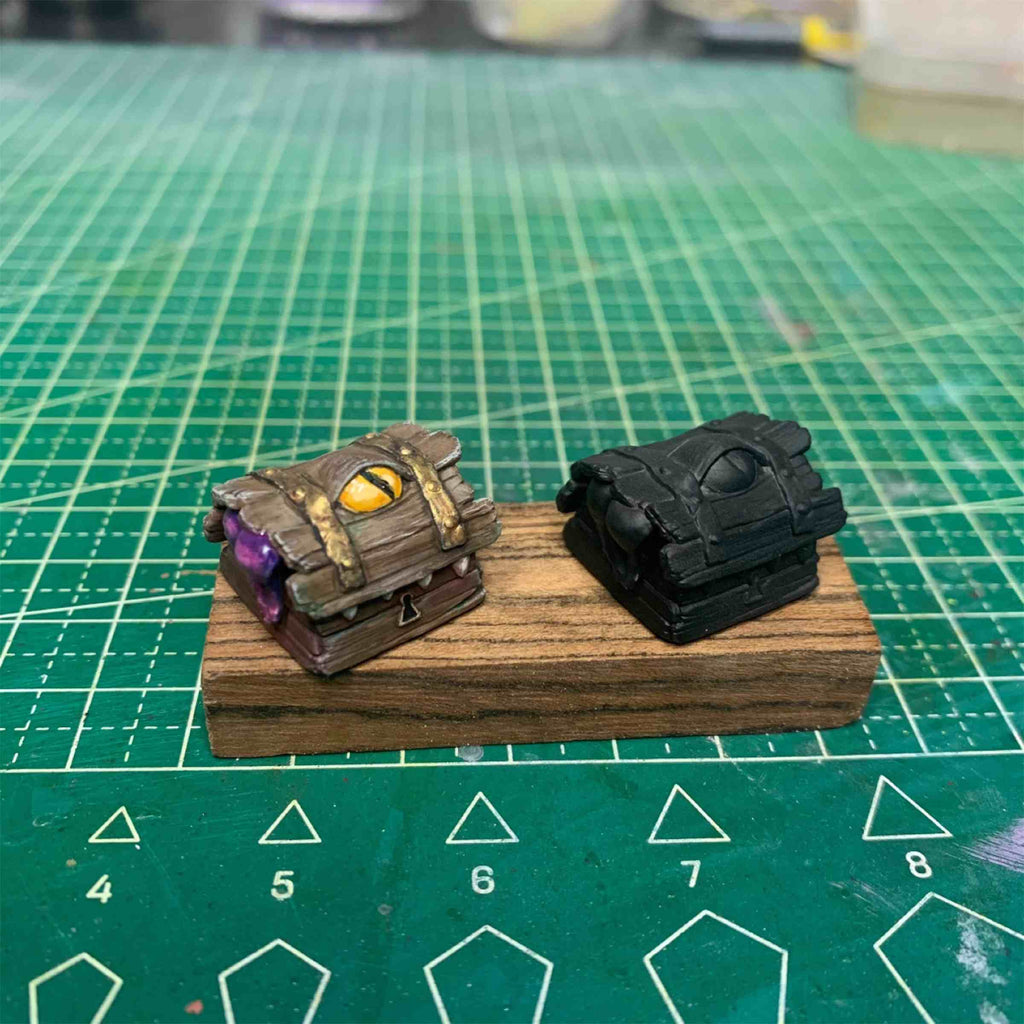 Harry Potter and Fantastic Beasts-themed monster treasure chest keycaps, perfect for fans of magical creatures and wizardry.