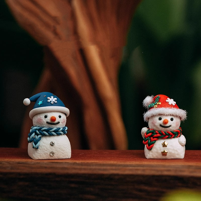 Festive-Snowman-Artisan-Keycap-for-Your-Mechanical-Wonderland_1