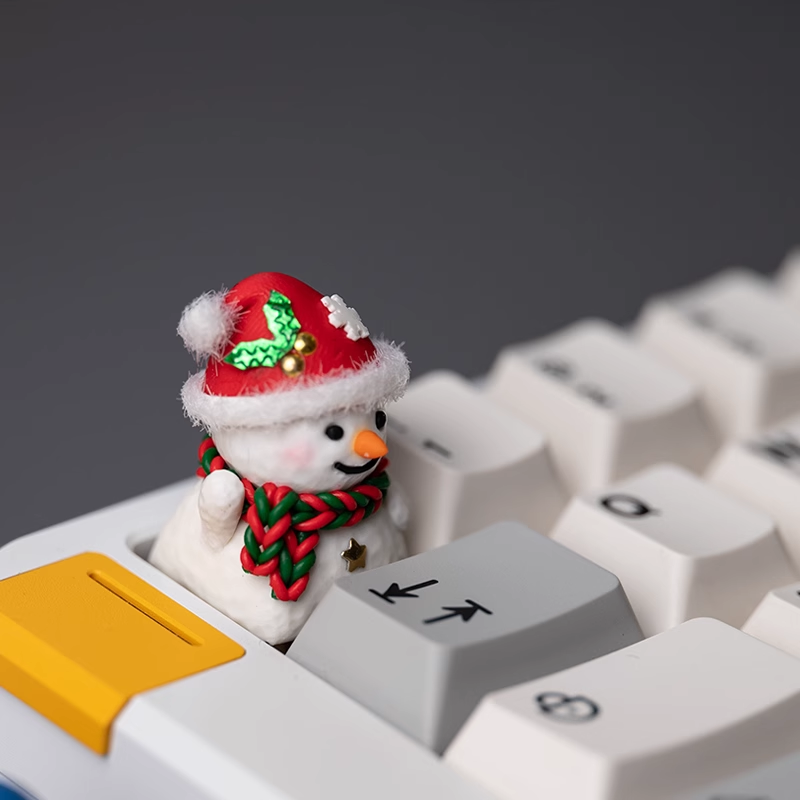 Festive-Snowman-Artisan-Keycap-for-Your-Mechanical-Wonderland_2