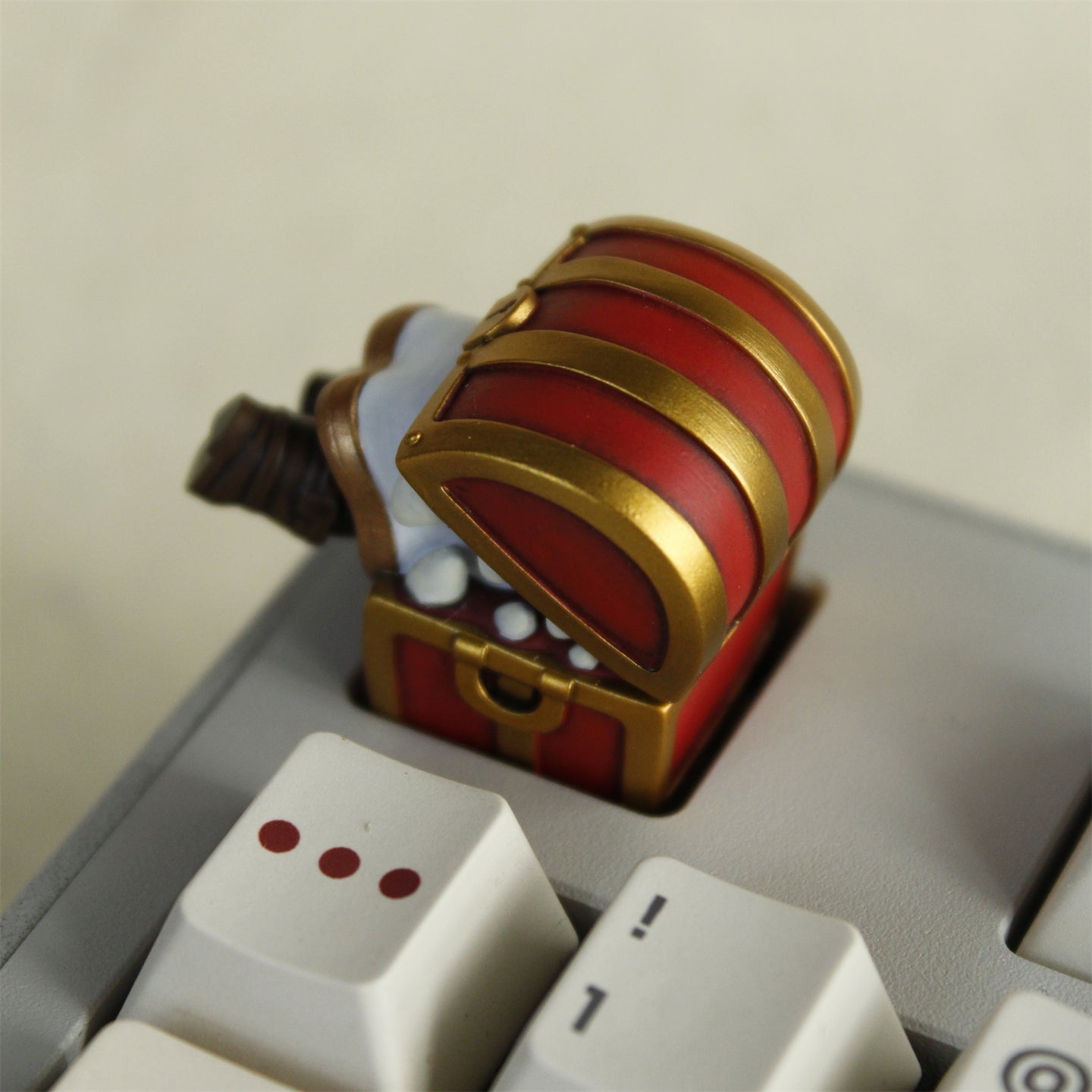 Frieren Treasure Chest Keycap for Beyond Journey's End