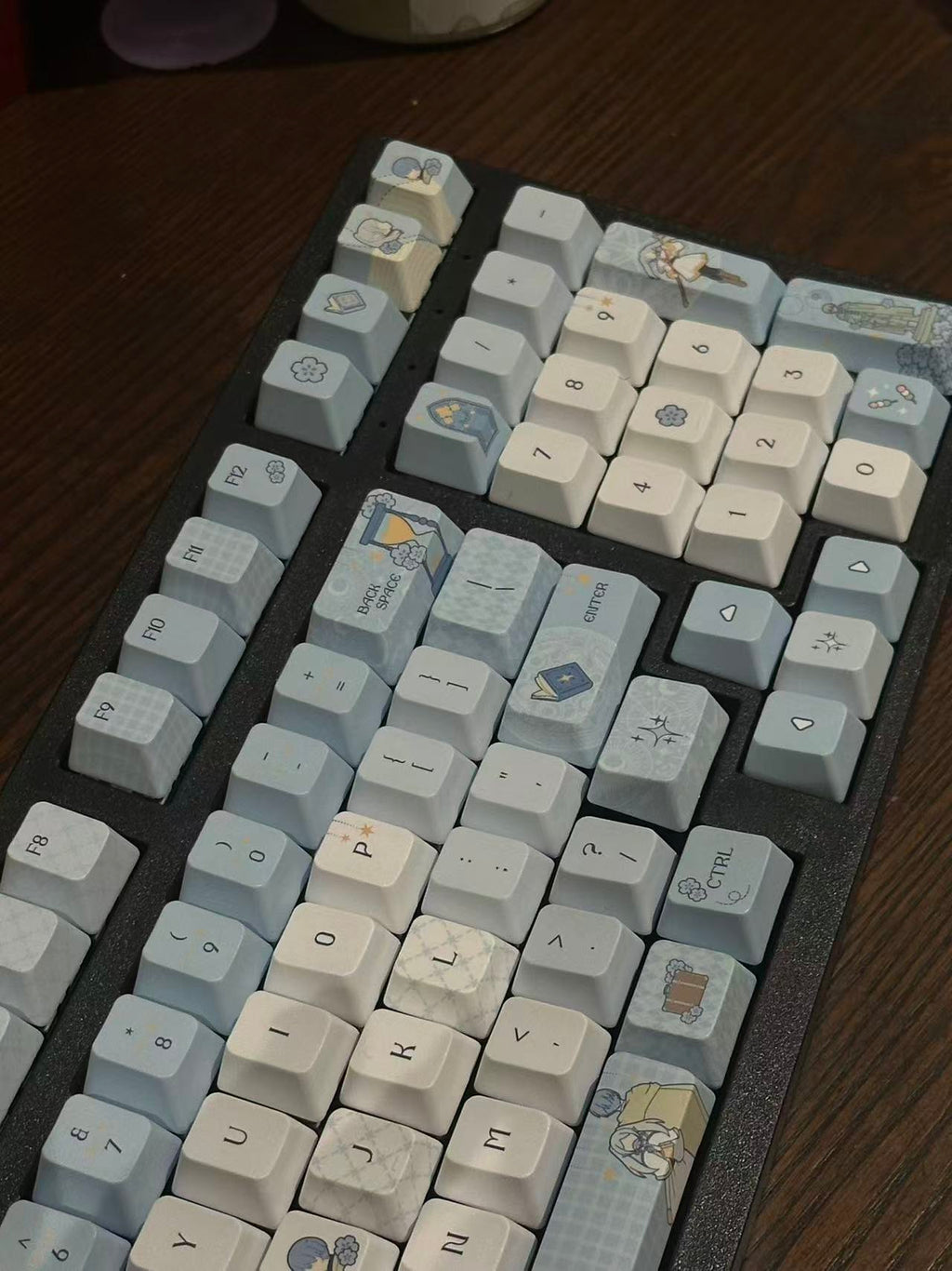 Frieren keyboard Custom Beyond Journey's End Wireless Keyboard