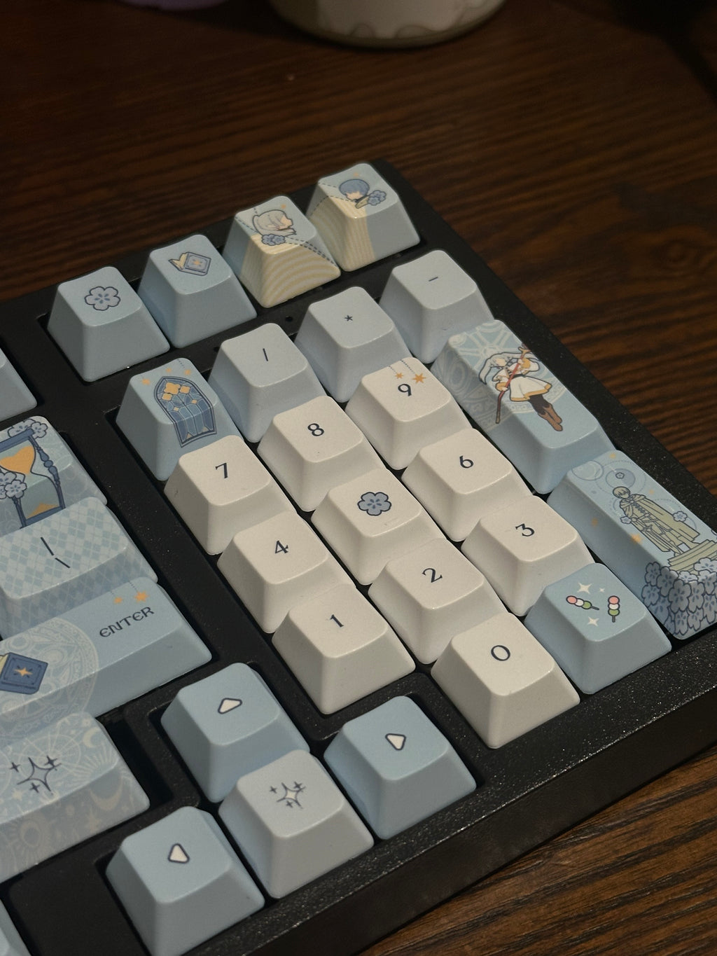 Frieren keyboard Custom Beyond Journey's End Wireless Keyboard
