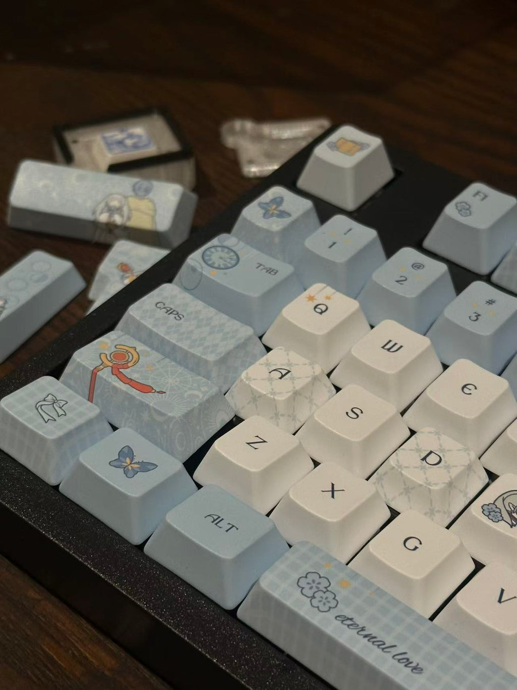 Frieren keyboard Custom Beyond Journey's End Wireless Keyboard