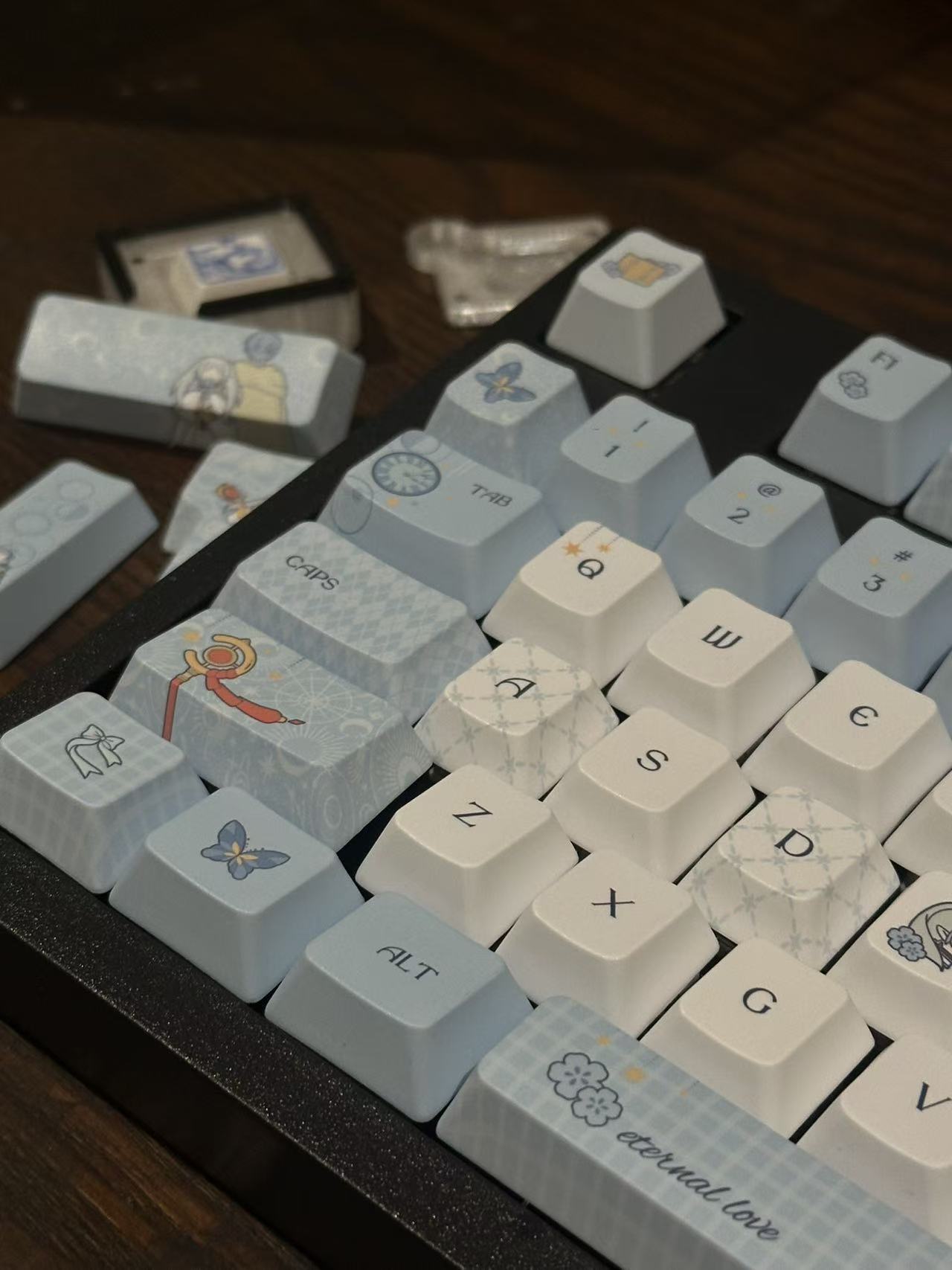 Frieren keyboard Custom Beyond Journey's End Wireless Keyboard