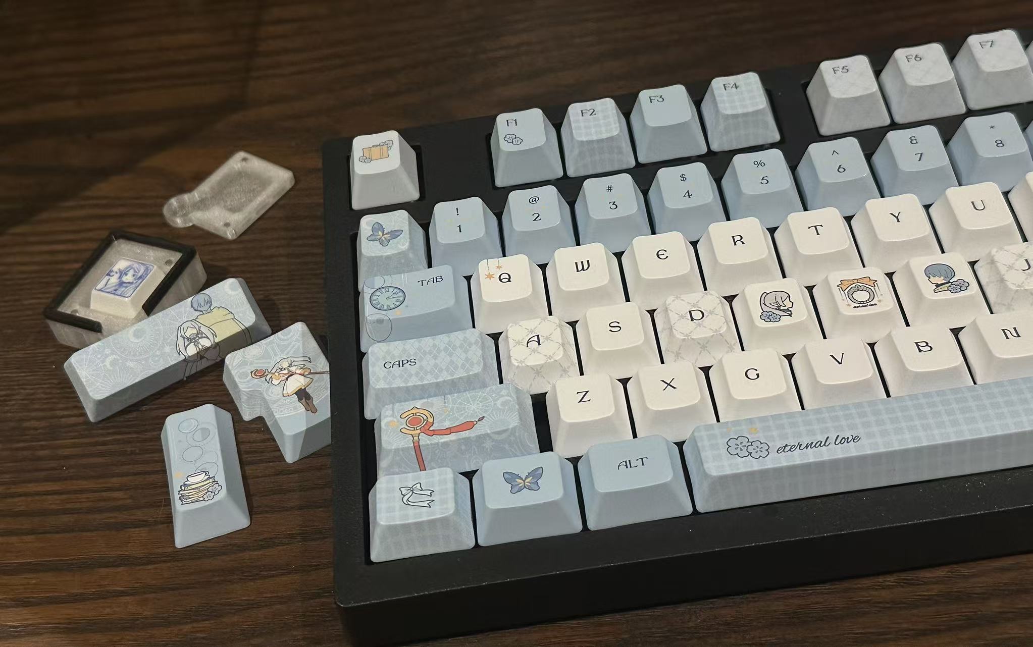 Frieren keyboard Custom Beyond Journey's End Wireless Keyboard