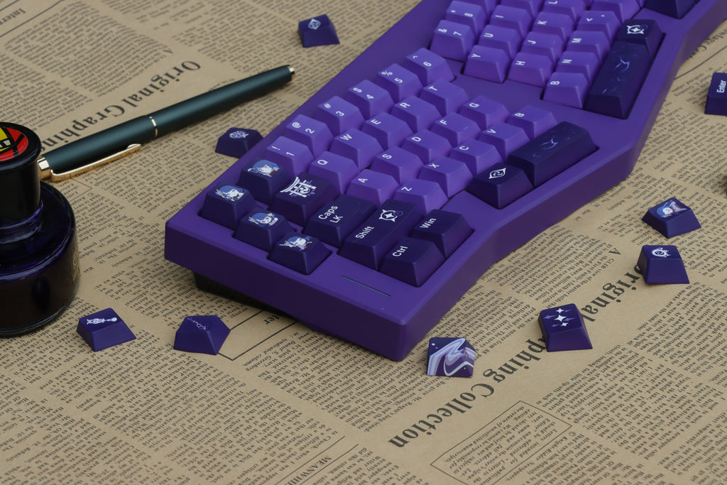 Cherry profile PBT keycaps featuring Raiden Shogun, 1.7mm thickness, compatible with 60%-100% keyboard layouts.
