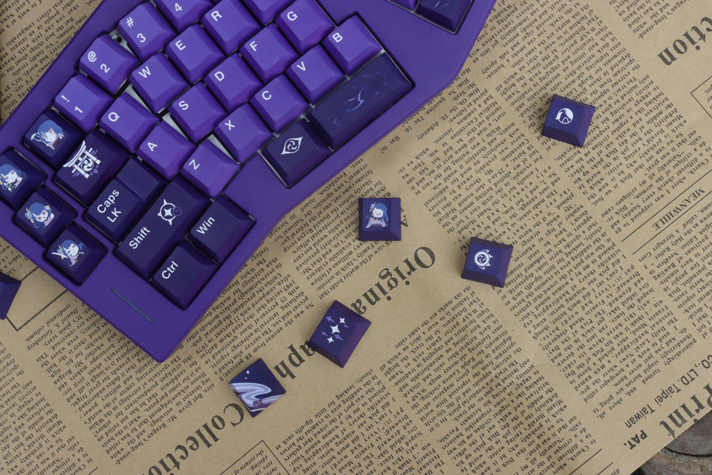 Raiden Shogun Cherry profile keycaps, crafted for fans of Genshin Impact, compatible with multiple keyboard layouts.