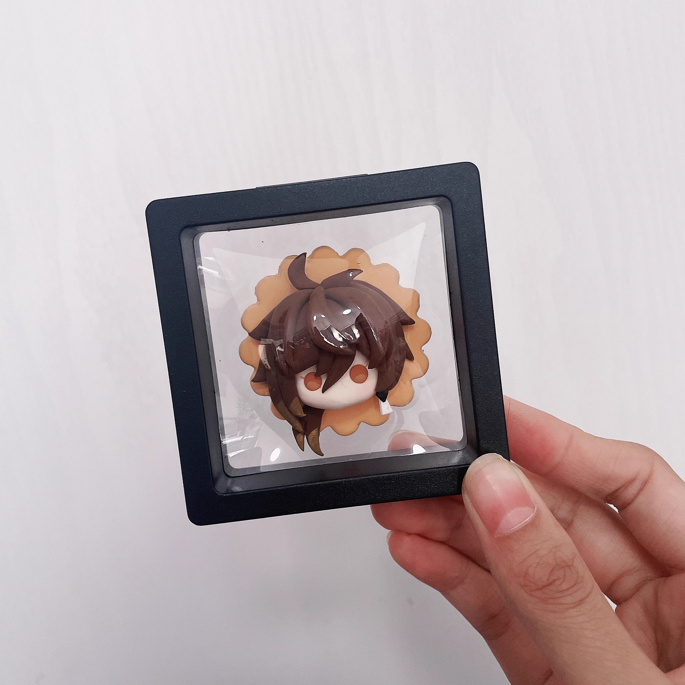 Bring the magic of Genshin Impact to your fridge! We've meticulously handcrafted these fridge magnets, showcasing captivating designs of Genshin Impact characters Hu Tao, Nahida, Klee, and Raiden Shogun. Each fridge magnet is crafted with care and takes 5 days of meticulous workmanship. They're not just decorations; they're collectibles representing your love for Genshin Impact.  