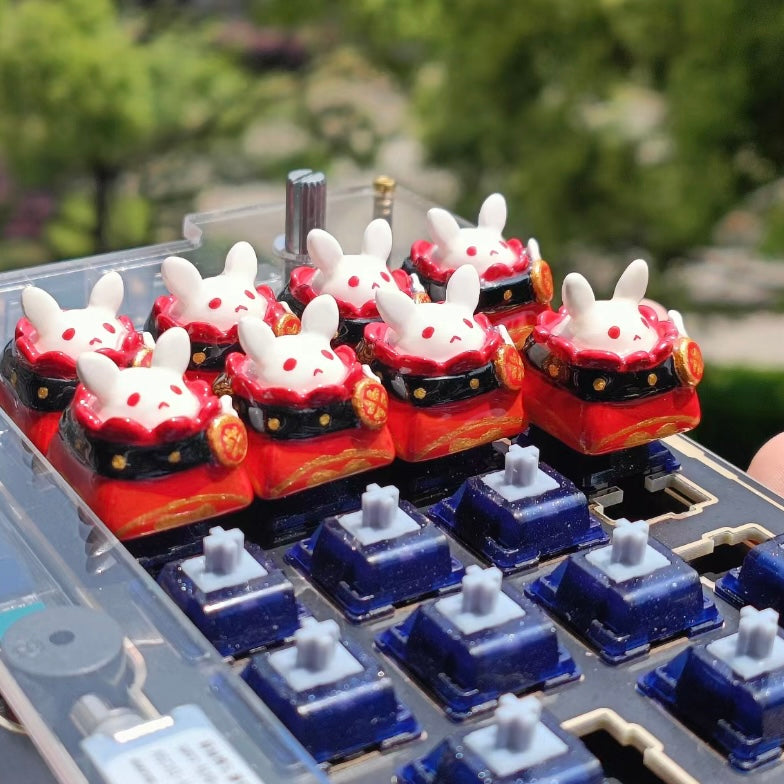Handcrafted Genshin Impact keycap of Klee, designed with intricate details that celebrate her playful spirit and love for explosions.
