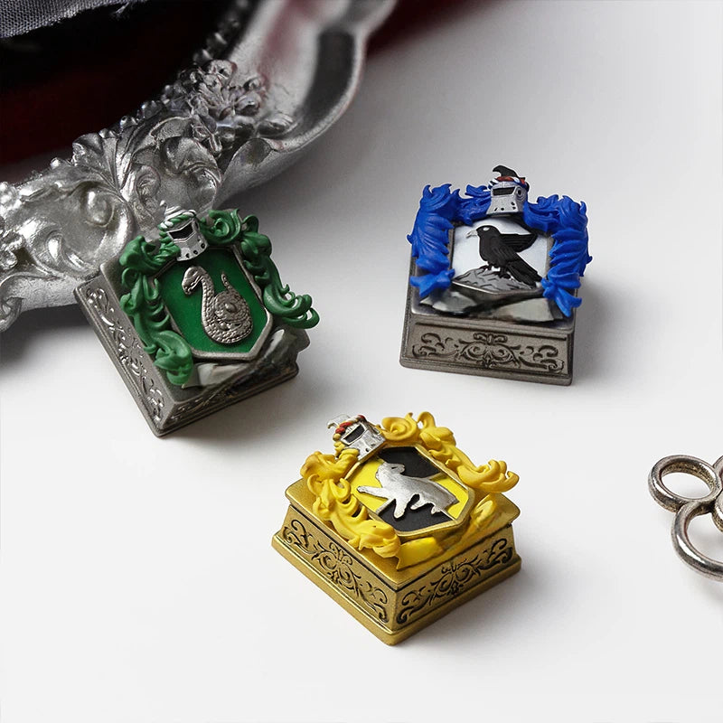 Magical fantasy resin artisan keycap inspired by the Harry Potter universe. Featuring Hogwarts house symbols with handcrafted details, this collectible keycap brings wizarding world aesthetics to personalized keyboard setups.