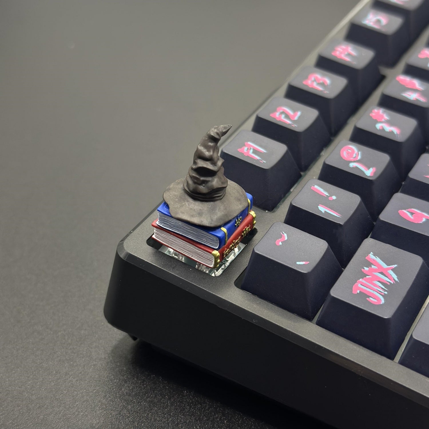 Handcrafted Sorting Hat Artisan Keycaps, a perfect collectible for Harry Potter fans, adding charm to your mechanical keyboard.