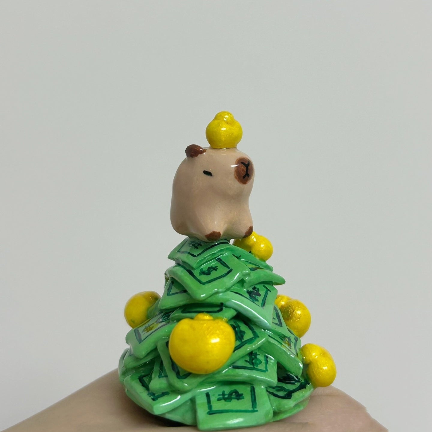 Money Christmas Tree Artisan Keycap with capybara