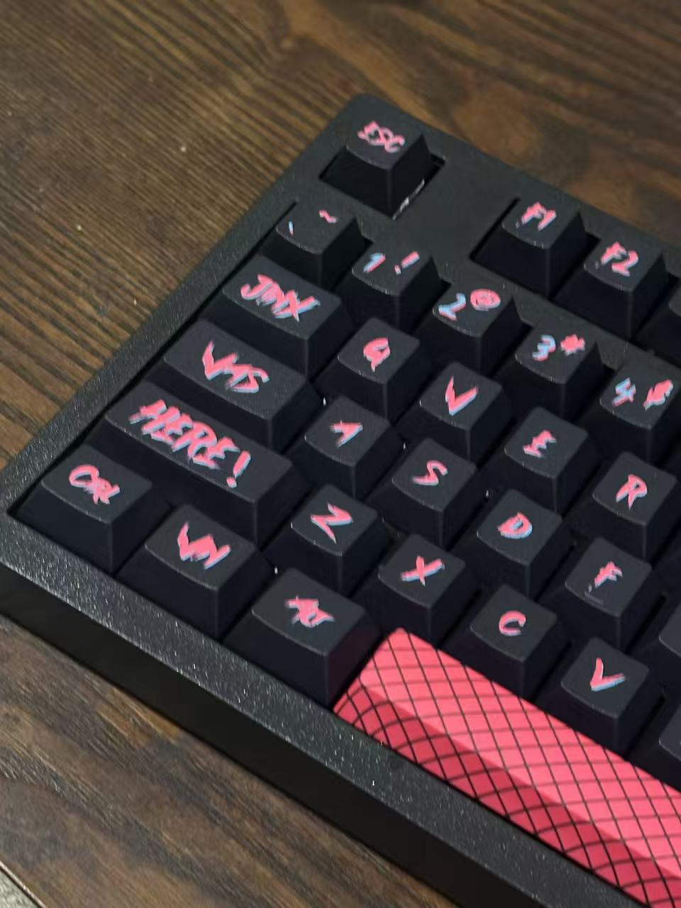 New Arcane Jinx keyboard with Jinx Keycap Set Wireless 98Pro keyboard