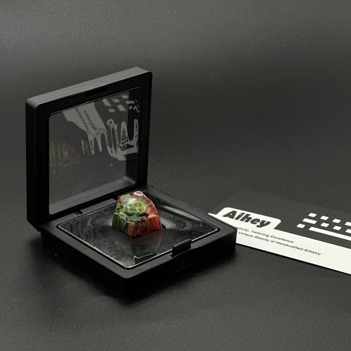 Resin Eternal Flower Keycap: Elevate Your Keyboard with Handcrafted Floral Artistry
