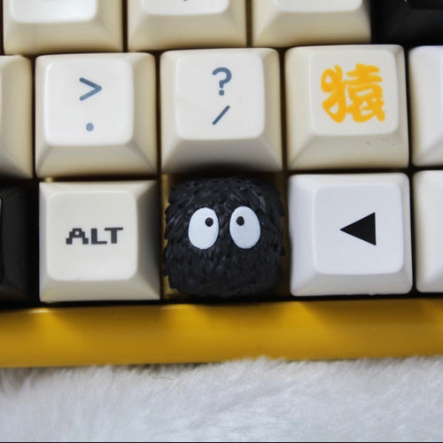 Spirited Away-Themed Artisan Keycaps - Bring Studio Ghibli Magic to Your Keyboard-Custom Susuwatari keycap inspired by Spirited Away, hand-crafted to bring a touch of Studio Ghibli magic to your mechanical keyboard.
