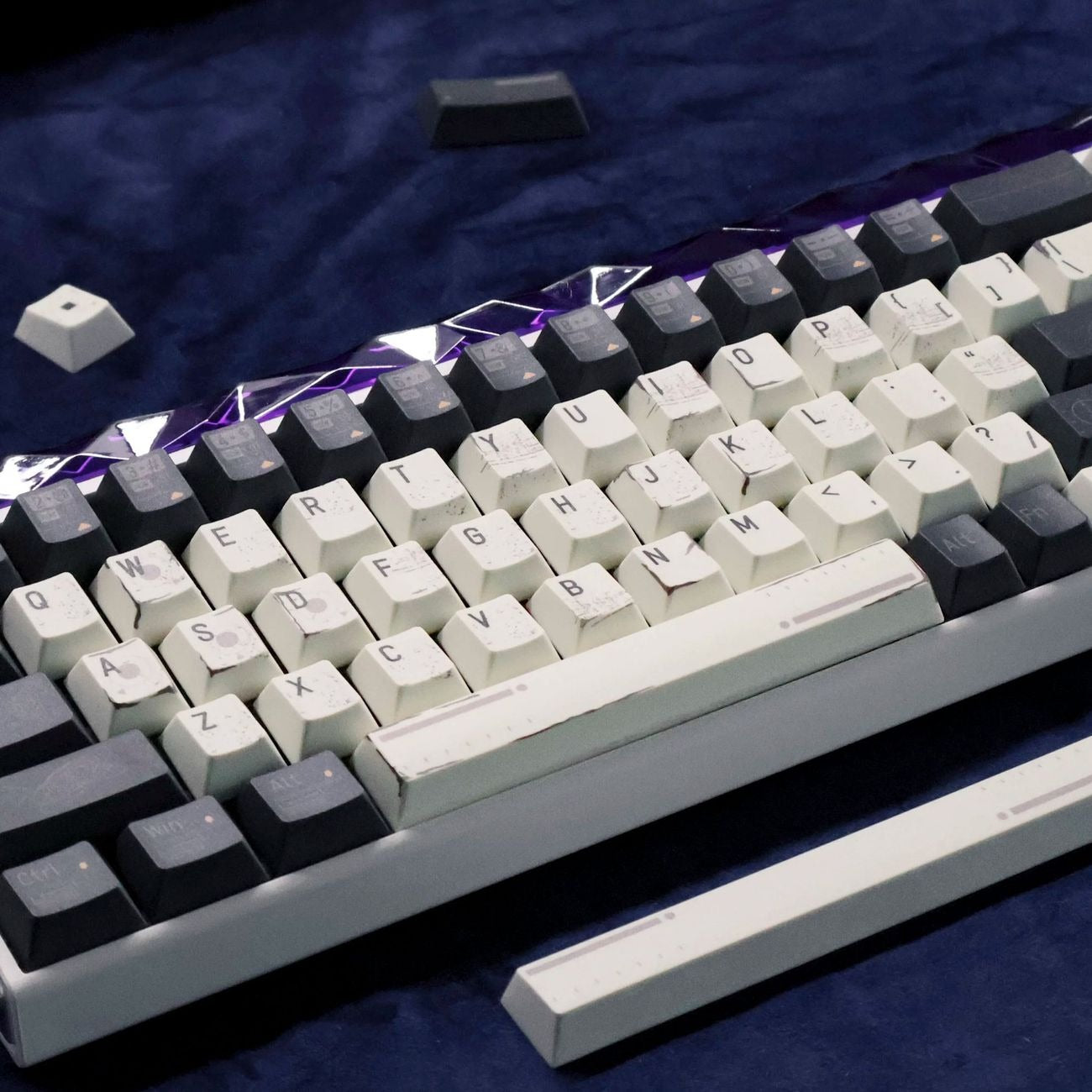 Sci-fi mechanical keyboard keycap set with industrial white, deep black, and hazard yellow color scheme inspired by space technology