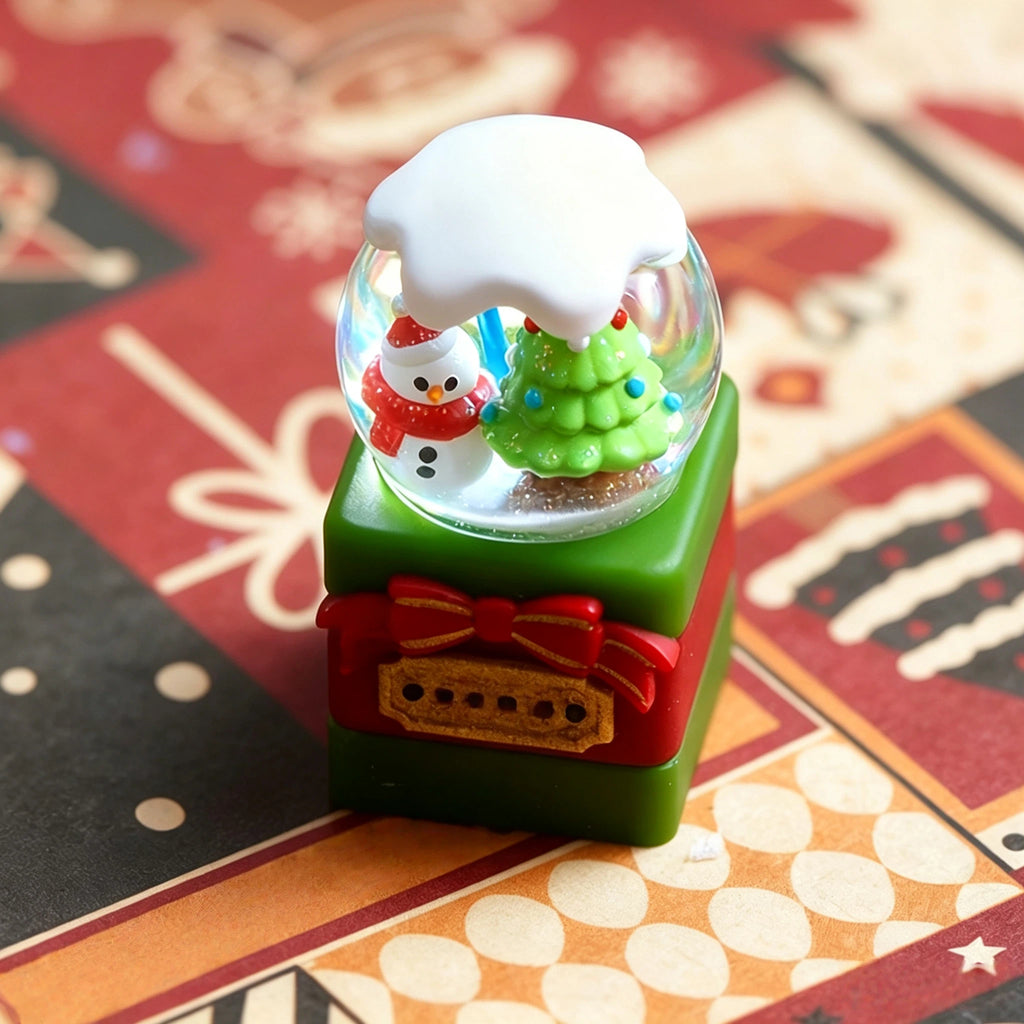 christmas-snow-globe-artisan-keycap-with-transparent-resin-winter-scene-snowman-and-christmas-tree-for-custom-mechanical-keyboards