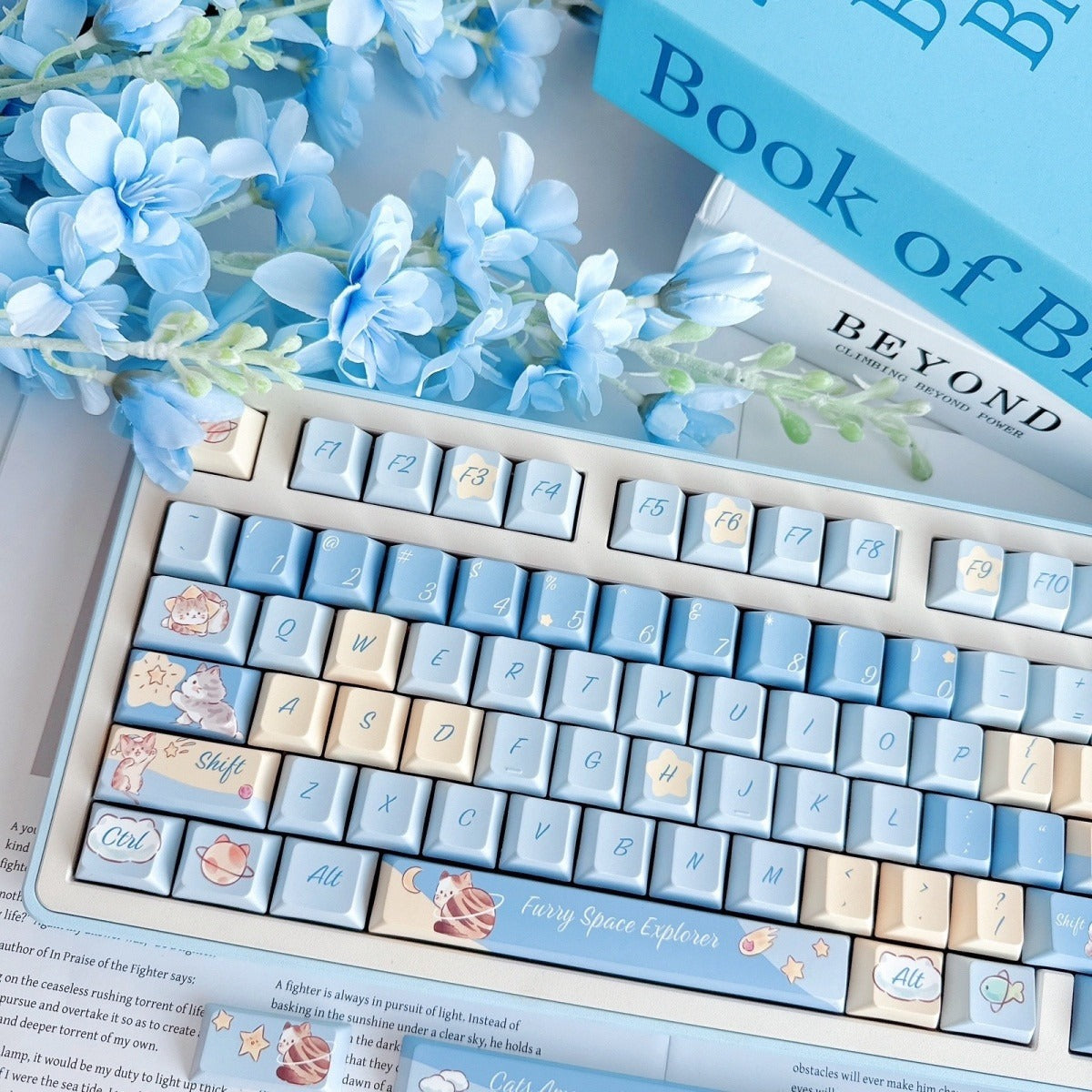 Cute Starry Cat keycaps with astronaut cats stars and planets