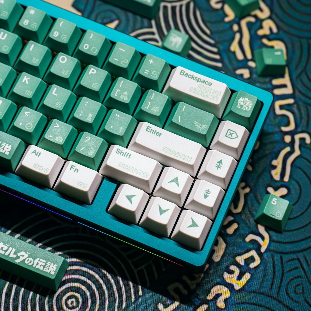Fantasy mechanical keyboard keycap set featuring emerald green and white color combination with clean modern aesthetic