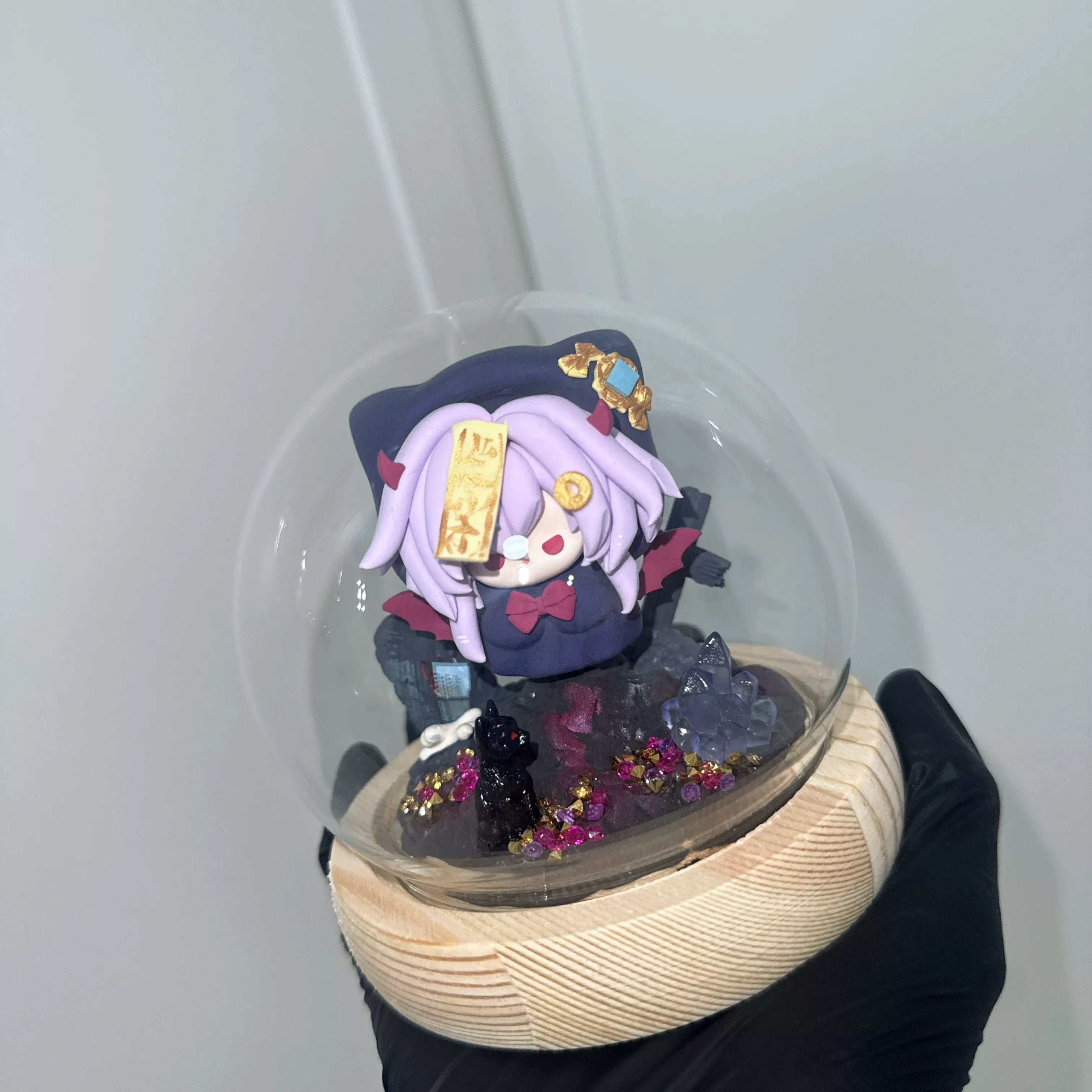 Genshin Impact crystal ball anime figure detail