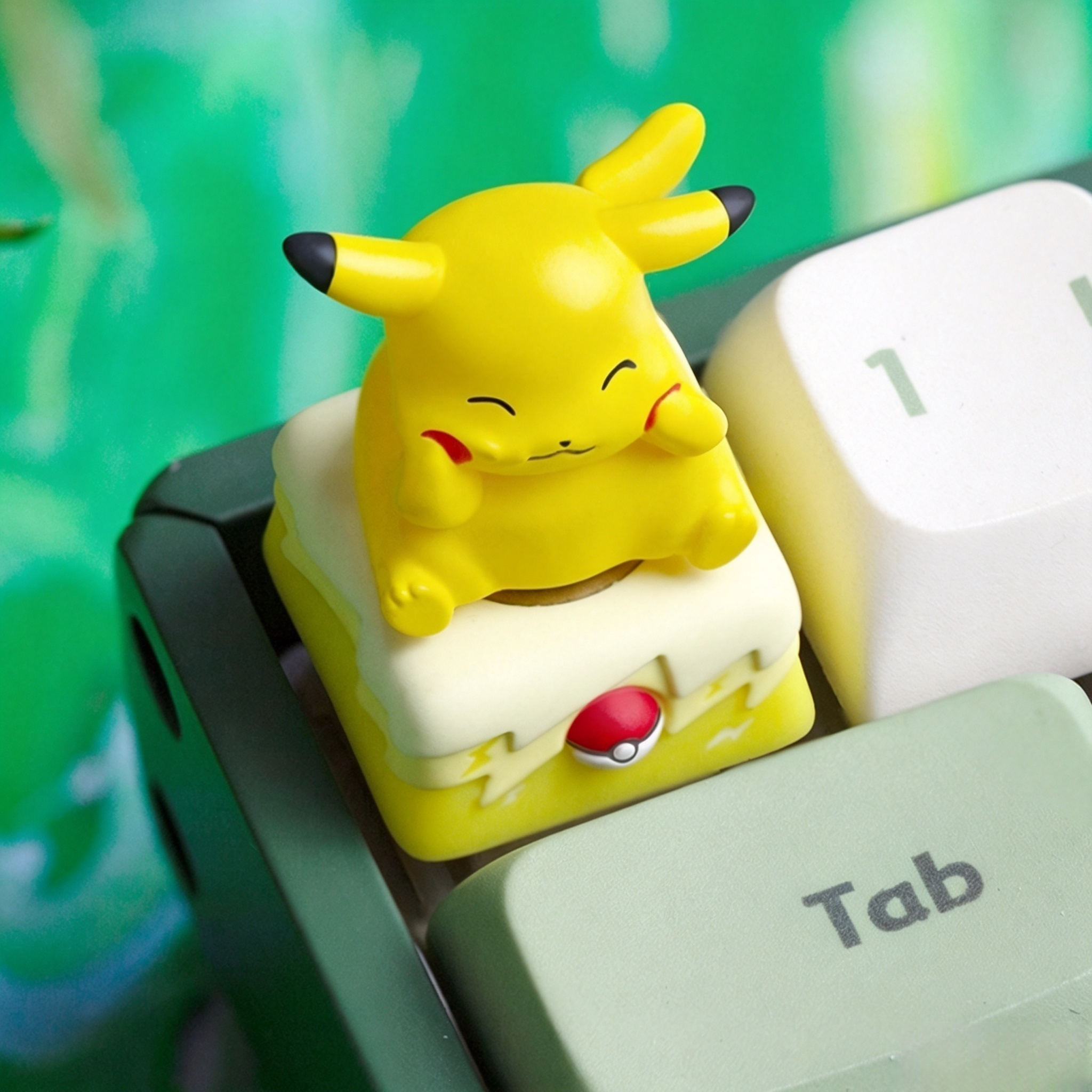Detailed-layered-epoxy-resin-pokemon-keycap-with-3d-character-effects-and-hand-polished-finish-for-mechanical-keyboards