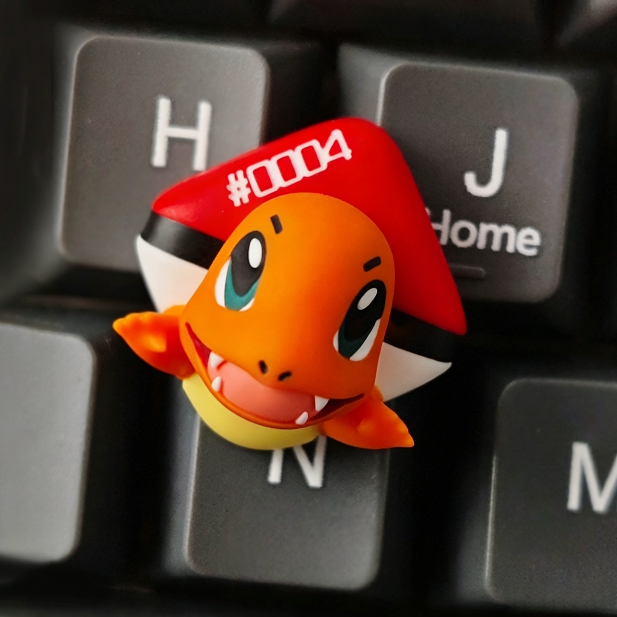 Detailed-pokemon-epoxy-resin-keycap-with-layered-handmade-craftsmanship-and-polished-finish