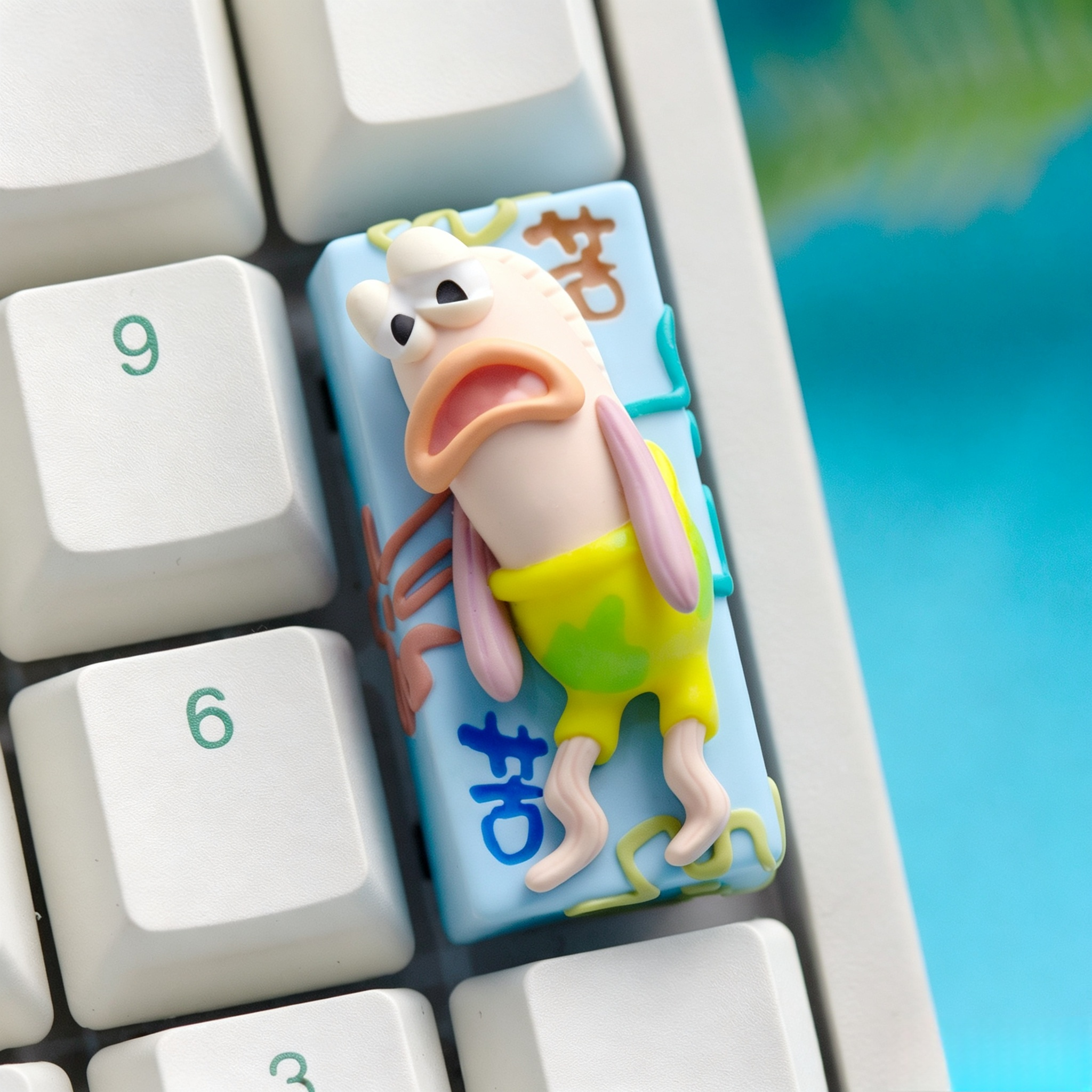 detailed-cartoon-epoxy-resin-keycap-with-layered-3d-effect-and-hand-polished-finish-for-mechanical-keyboard-setups